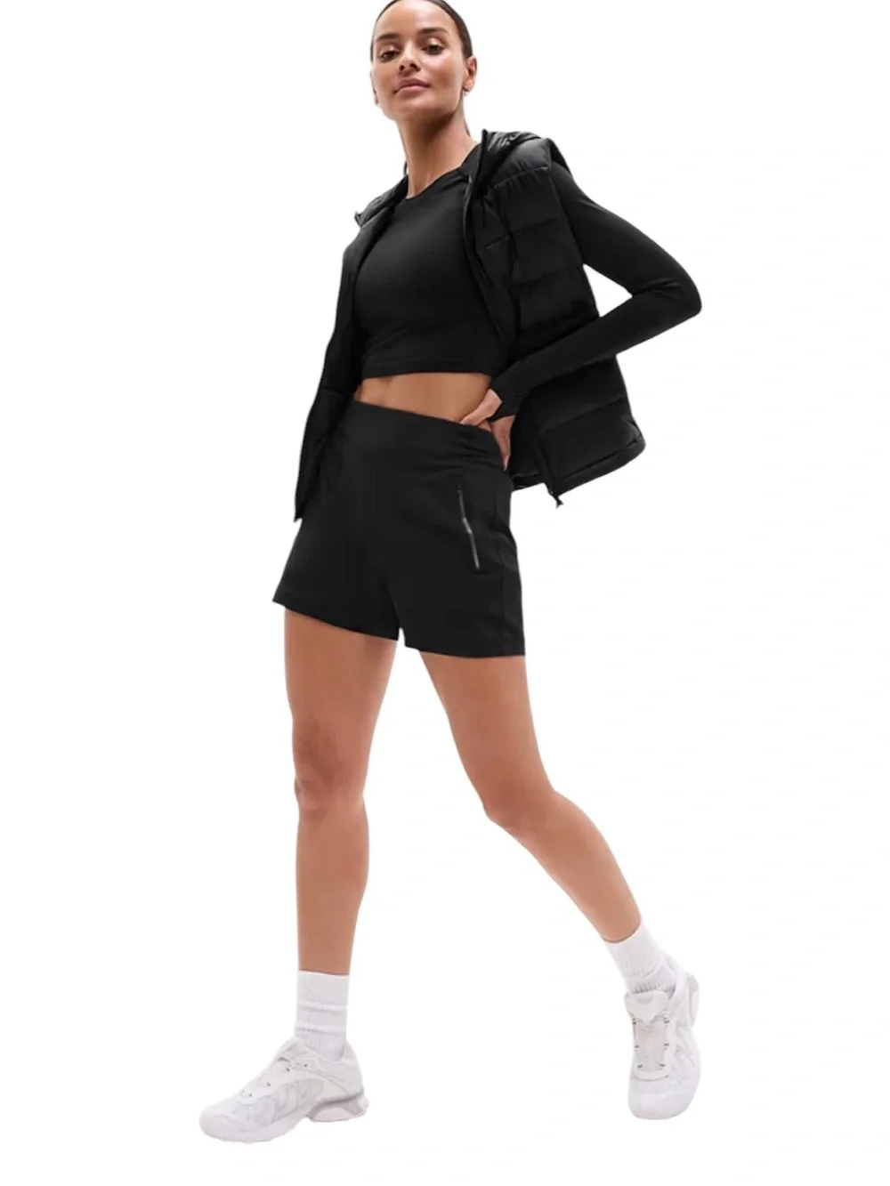 Athleta Trekkie North Mid Rise 3.5” Shorts Size 12